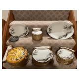 Hand-painted Japanese Porcelain Dinnerware