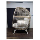 Egg-Shaped Outdoor Patio Chair with Cushions