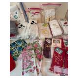 Large Lot of Hand Towels