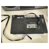 Large Lot of Vintage Radios - Works!