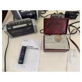 Large Lot of Vintage Radios - Works!