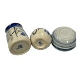 Blue and White Porcelain Sake cup 2", Chinese Qing Dynasty porcelain box and cover, 1.25", Desktop Porcelain Vase 2.25"