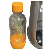 Soda Stream machine w/ 2 CO2 canisters and 1 bottle