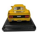1:18 yellow Ferrari F40 diecast model car