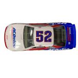 1:24 Chevy Monte Carlo 1995 AC Delco Ken Schrader #52