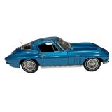 1:18 blue 1965 Chevrolet Corvette by Maisto