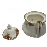 Royal Albert Old Country Roses 8 Piece Tea Sea