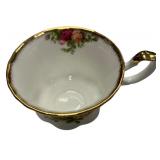 Royal Albert Old Country Roses 8 Piece Tea Sea