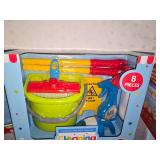 cleaning set, food basket and phone