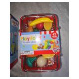 cleaning set, food basket and phone