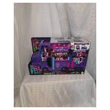 Monster High bus