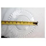 Set of 5 Elegant Clear Glass Swirl Pattern Plates