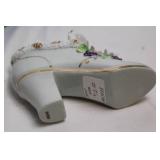 Collection of 7 Vintage Porcelain and Ceramic Decor Pieces