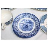 Liberty Blue Historic Colonial Scenes Dinnerware Set - 28 Pieces