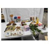 Vintage Collectibles Lot with Figurines and Decor Items