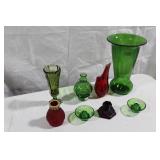 Set of 7 Elegant Vintage Art Glass Vases in Green and Red