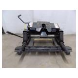 16,000 lbs Reese Slider 5th Wheel