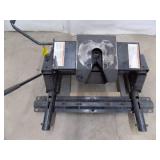 16,000 lbs Reese Slider 5th Wheel