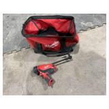 Milwaukee Cordless Caulk& Adhesive Gun & Milwaukee Bag