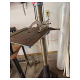 Delta Floor Standing Drill Press with Adjustable Table