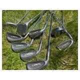 Centuria True Temper, Wilson and Star Flight Golfclubs, Golf bag and Practice Balls