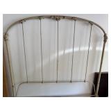 Metal Headboard that Would Make A Great Garden Trellis