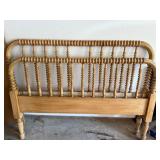 Wooden Spindle Full Size Bed Frame With Head & Board and Side Rails
