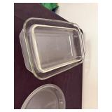 Pyrex Baking Set with Glass 9x13 pans and Pie Plates