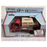 Ertl 1926 Mack Bulldog Delivery Truck Bank in Box