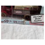 Ertl 1926 Mack Bulldog Delivery Truck Bank in Box