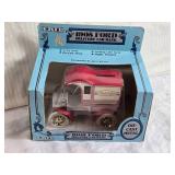 ERTL 1905 Ford Delivery Car Bank Die-Cast  1/25 scale