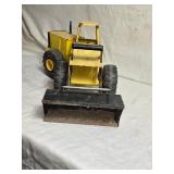 Tonka Front Loader with Moveable Shovel