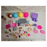 LOL Surprise Doll Accessories with Capsules and Decor