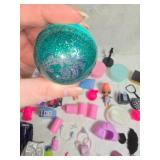 L.O.L. Surprise Deluxe Present Surprise Set with Dolls and Accessories