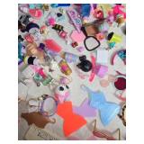 L.O.L. Surprise Deluxe Present Surprise Set with Dolls and Accessories