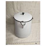 Set of 3 Vintage Enamelware Coffee Pots with Lids