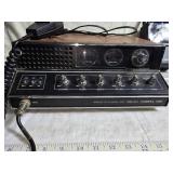 Cobra Model 139 CB/AM Radio Transceiver with Workhorse Three-Light & Manual