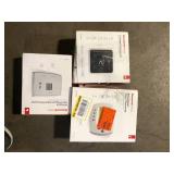Lot of Assorted Thermostats Various Models and Conditions  Customer Returns See Pictures