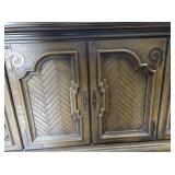 1978 MAGNAVOX AM/FM, Record Player, Cassette Eight Adaptor, Stereo Console Table ***Works Great!***