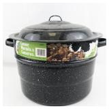 1978 Vintage 21 Quart Canner with 7 Quart Jar Rack