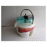 Dry Hands Minnow Bucket