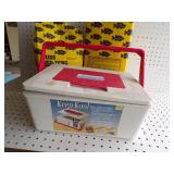 Bait box with bedding