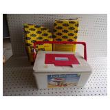 Bait box with bedding