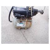 1/2 HP Shallow Well Jet Pump and Pressure Tank