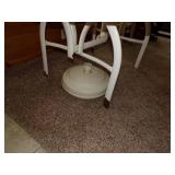 Patio Table and 4 Chairs with Umbrella