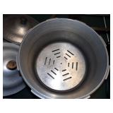Presto Pressure Cooker, Pans and Lids