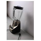 Black & Decker Countertop Blender with 10-Speed Settings