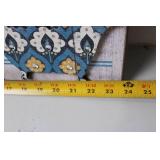 Vintage-Style Wooden 