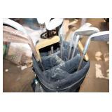 Complete Set of Dynacraft Golf Clubs with Bag