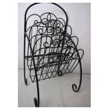 Decorative Black Metal Magazine Rack